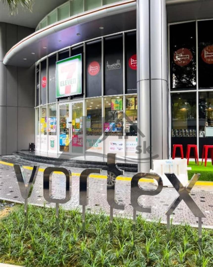 Vortex Serviced Apartment Klcc By Elite Suites 吉隆坡 外观 照片